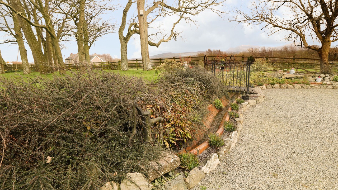 Photo of Others in Gaerwen