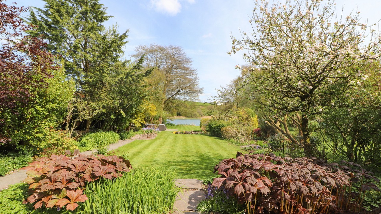 Photo of Others in Urswick