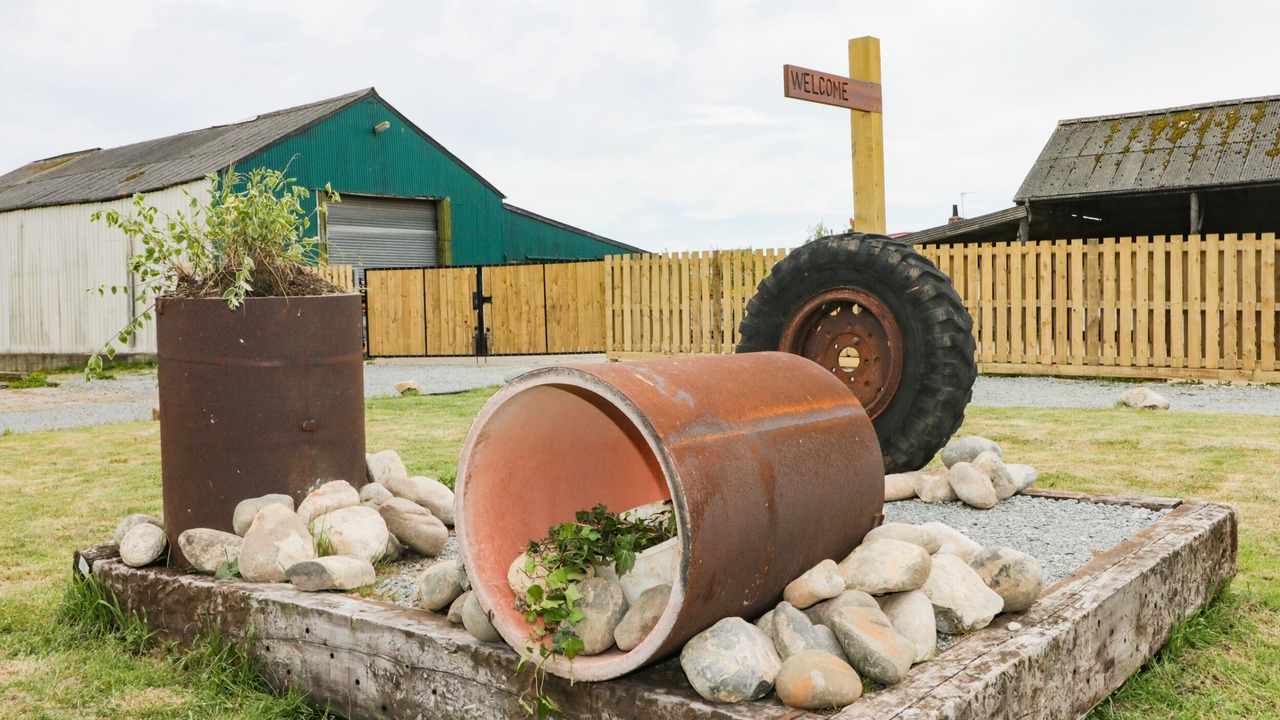 Photo of Others in Tunstall