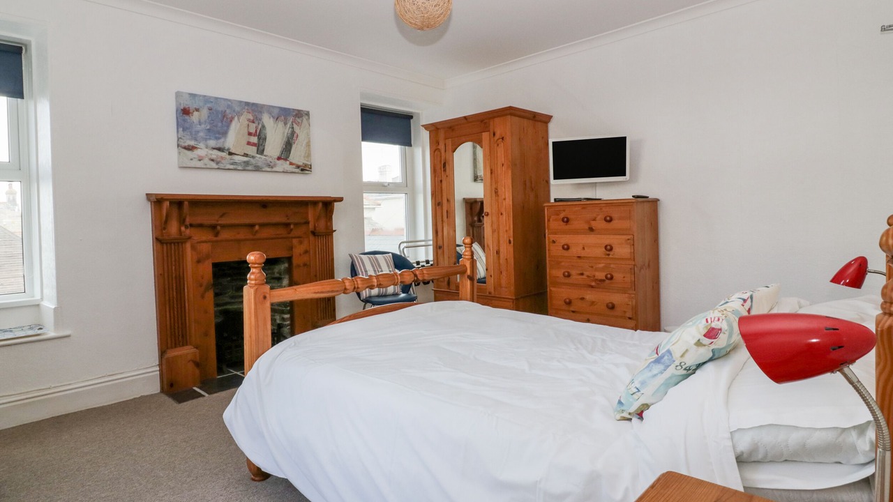 Photo of Others in Tintagel