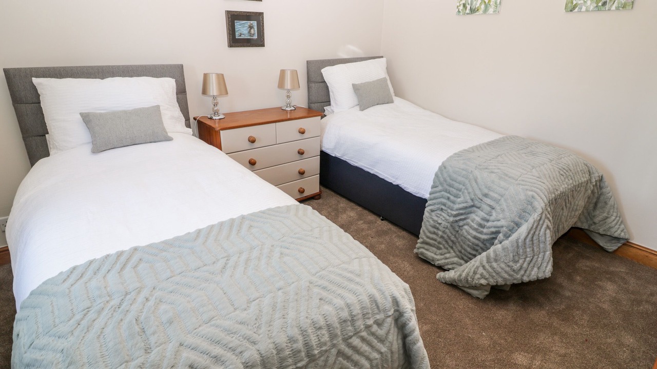 Photo of Others in Tunstall