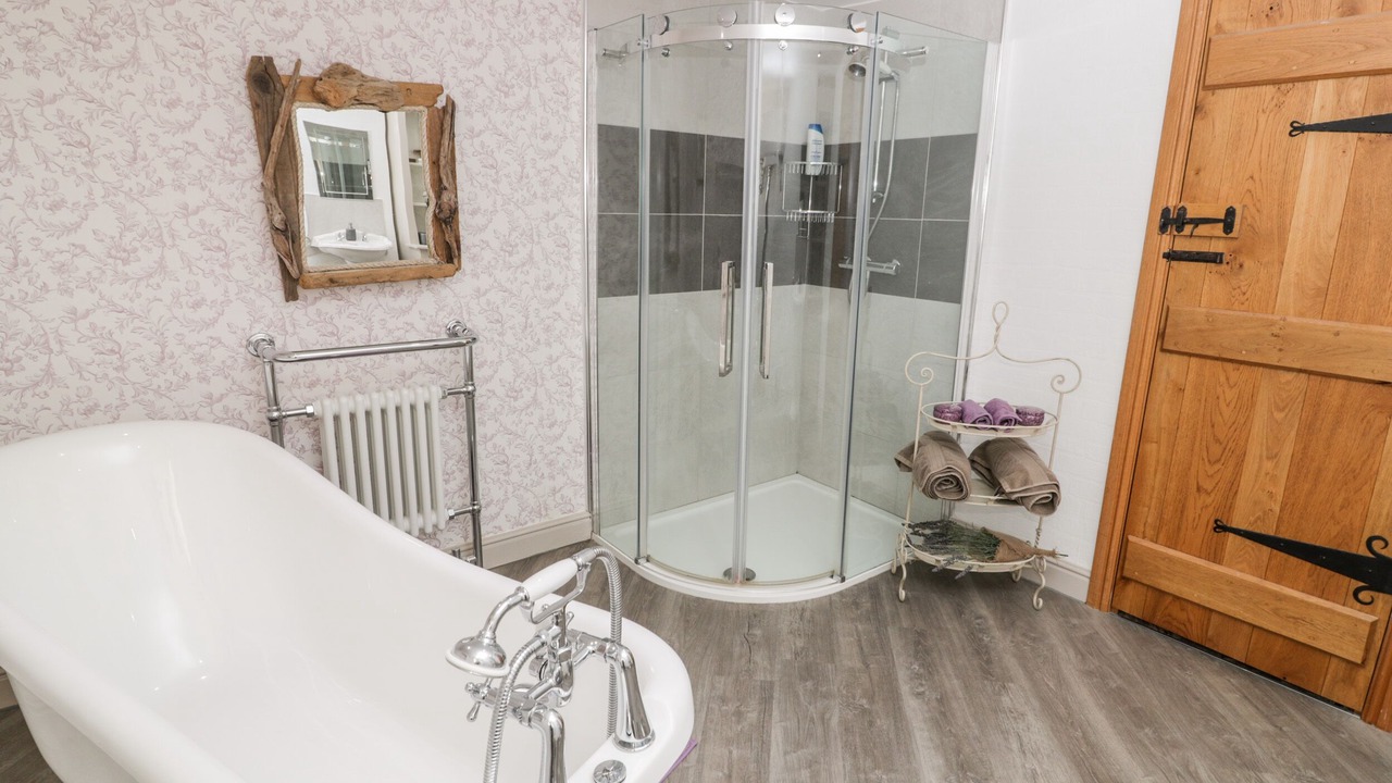 Photo of Others in Tunstall