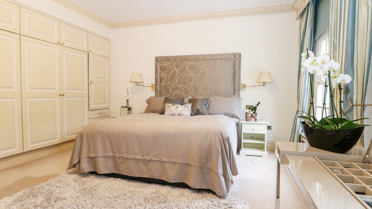 Photo of Others in Sunningdale