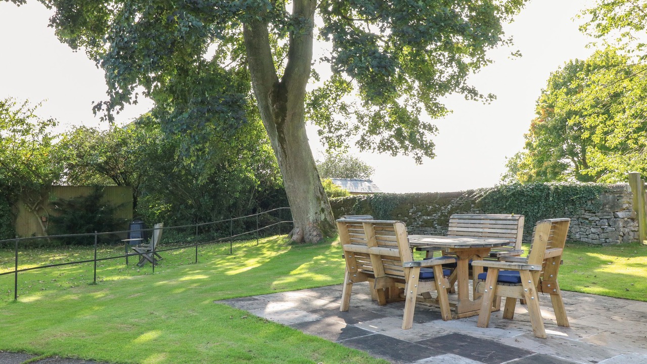 Photo of Others in Great Longstone