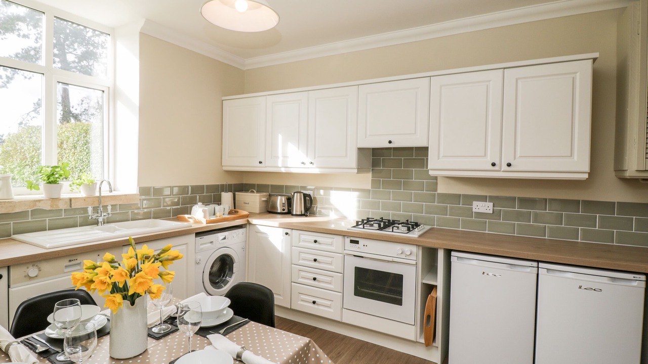 Photo of Others in Box