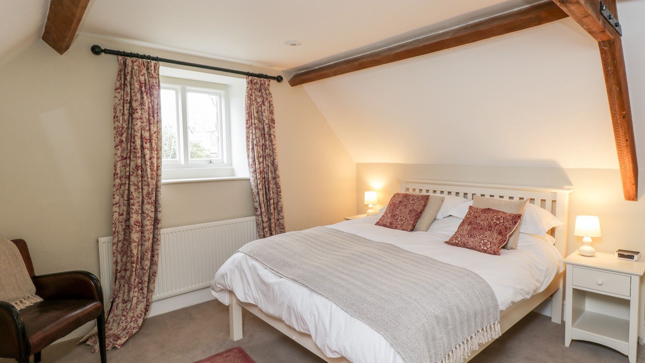 Photo of Others in Box