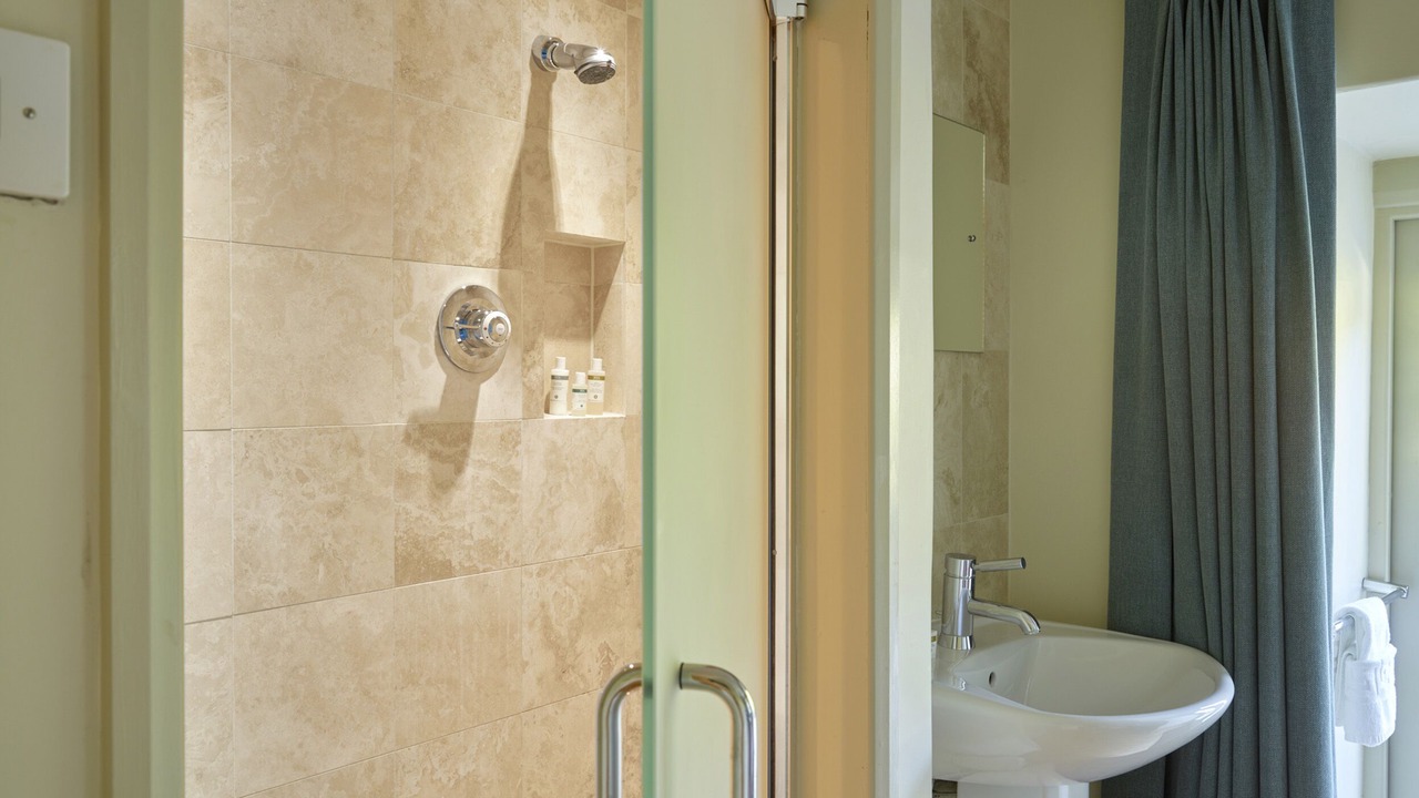 Photo of Bathroom in Totnes