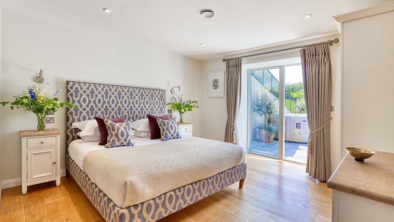 Photo of Others in Totnes