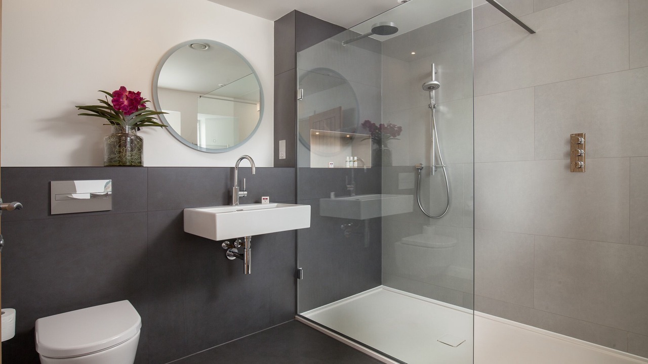 Photo of Bathroom in Totnes