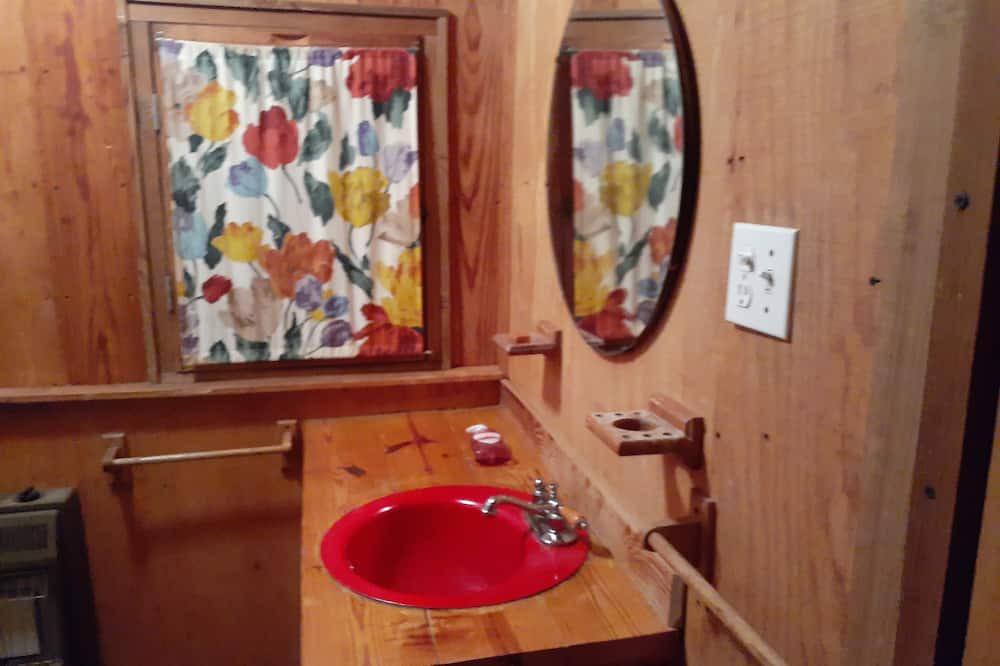 Photo of Bathroom in Wesson