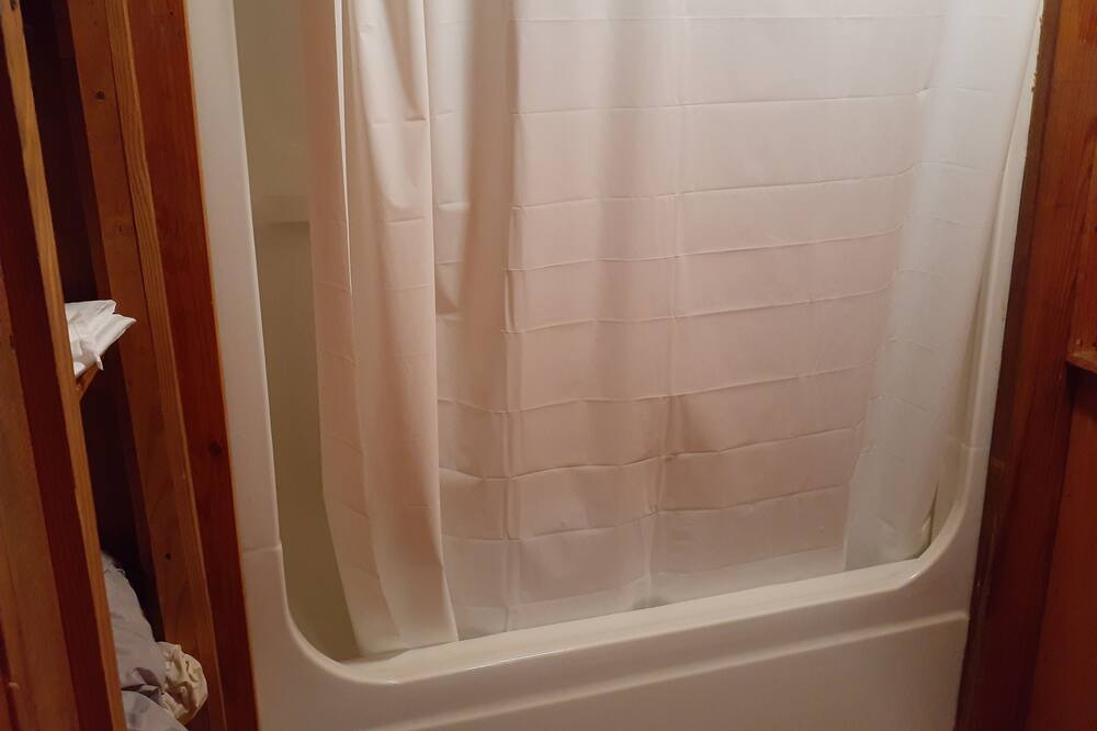 Photo of Bathroom in Wesson