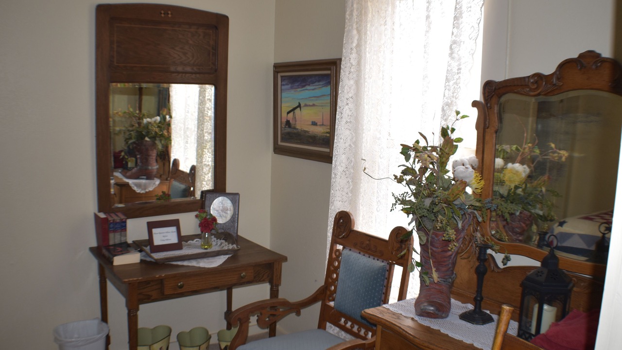 Photo of Bedroom in Seagraves