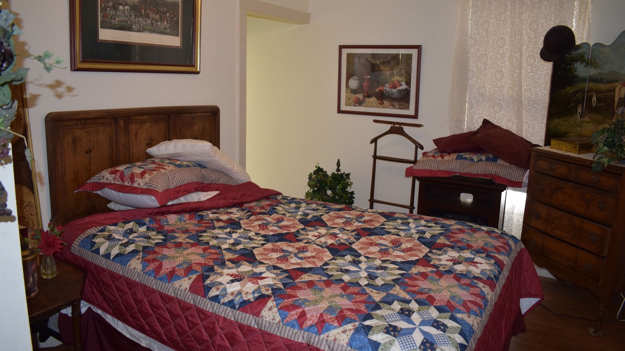 Photo of Bedroom in Seagraves