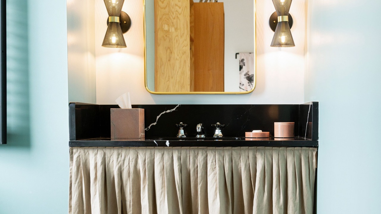 Photo of Bedroom in Buckman Neighborhood