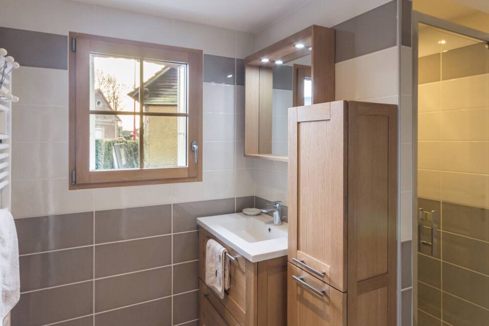 Photo of Bathroom in Biville-sur-Mer