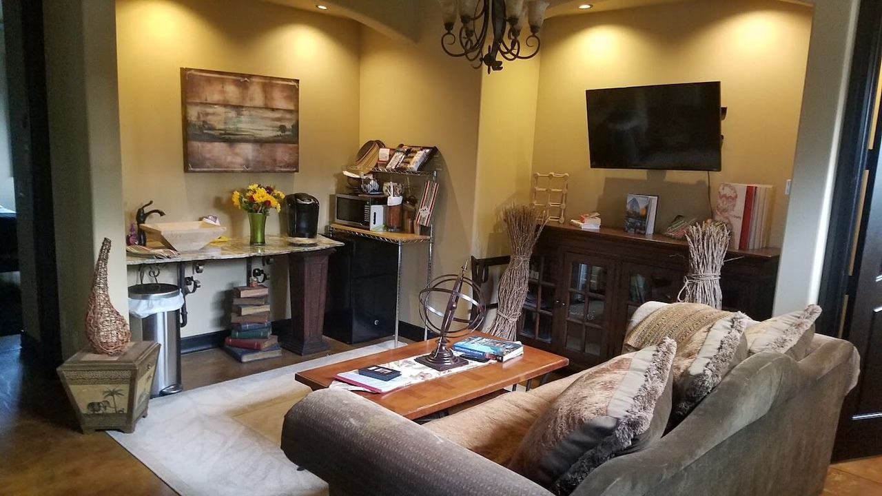 Photo of Livingroom in McKenna