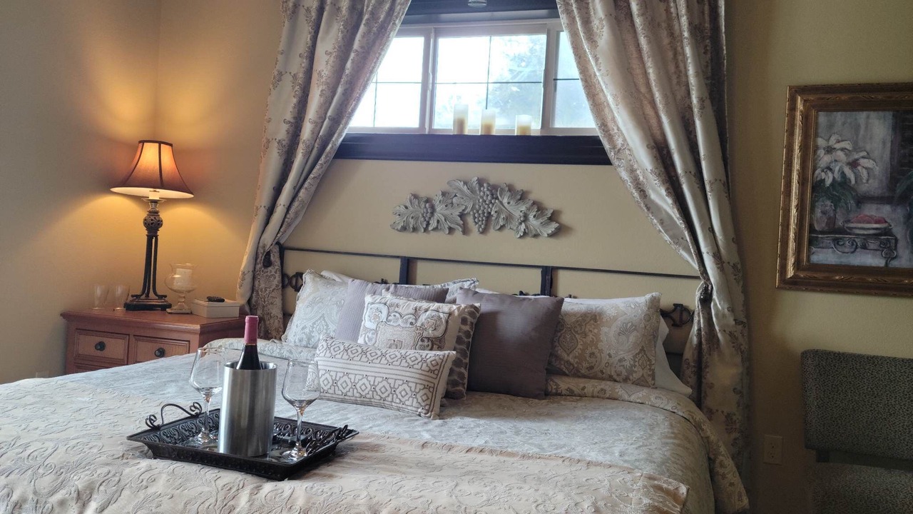 Photo of Others in McKenna