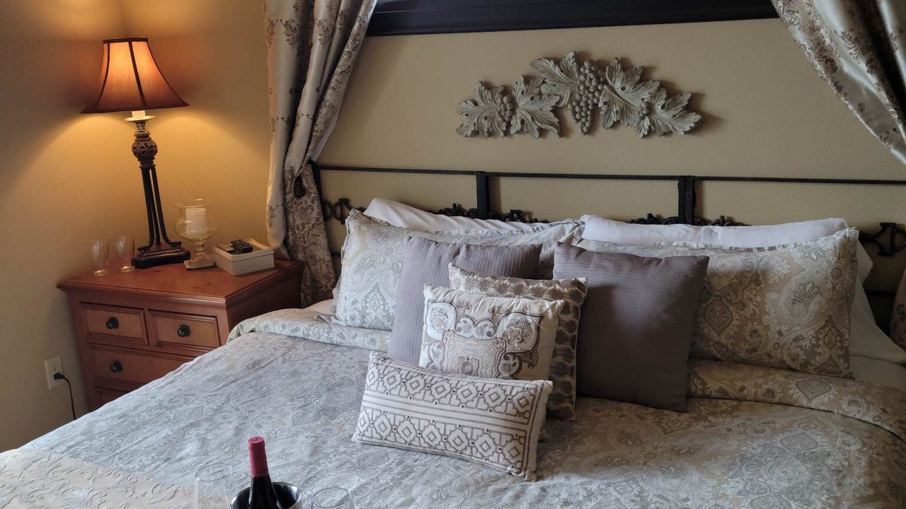 Photo of Others in McKenna