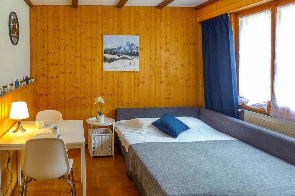 Photo of Bedroom in Arveyes