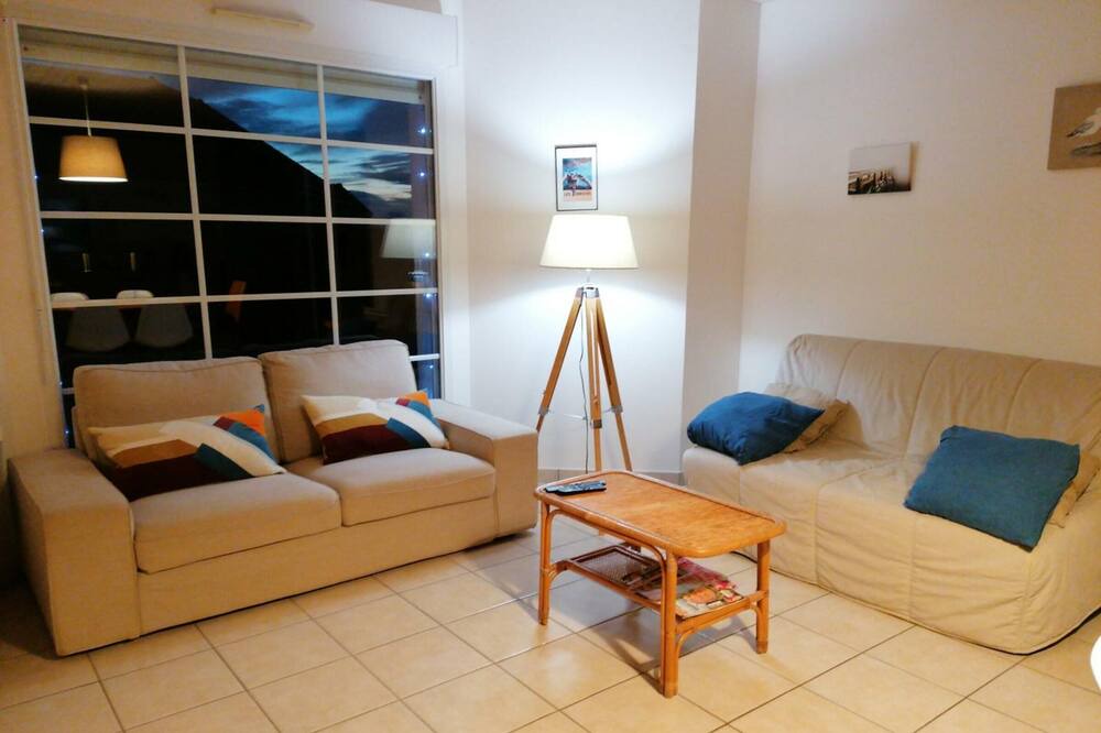 Photo of Livingroom in Saint-Leonard