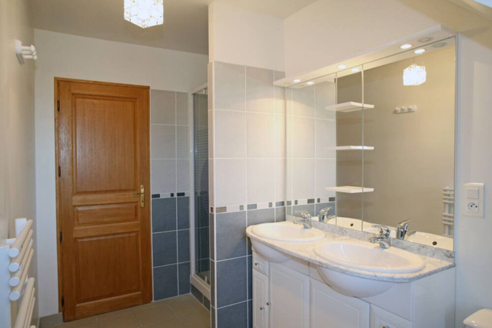 Photo of Bathroom in Yport