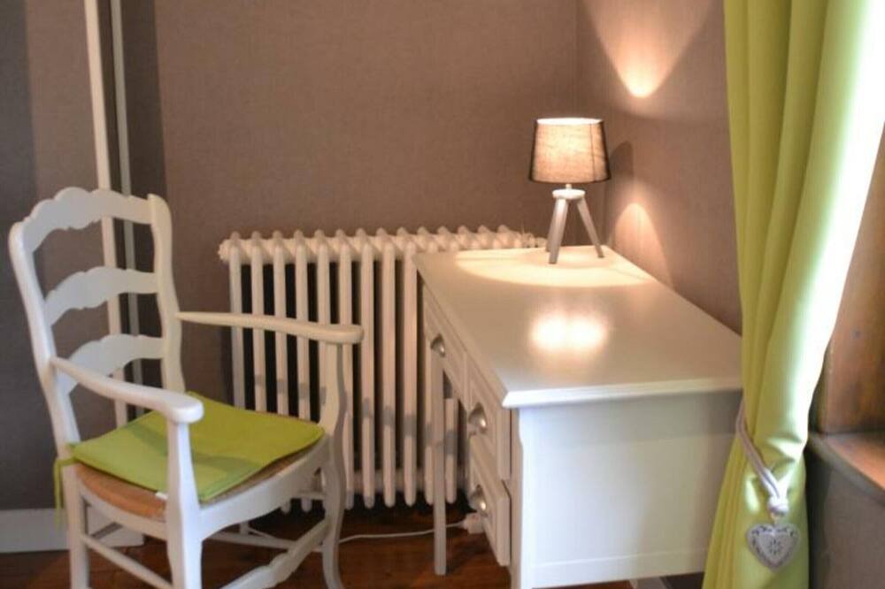 Photo of Bedroom in Saint-Leonard