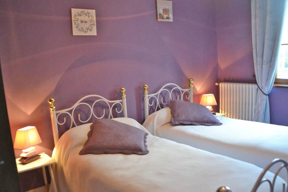 Photo of Bedroom in Saint-Leonard