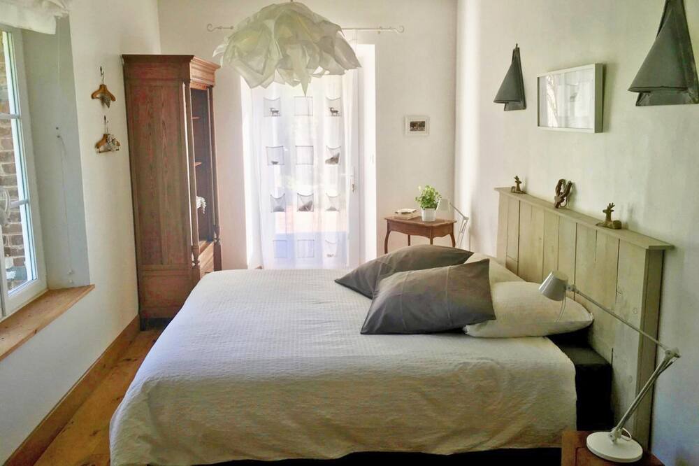 Photo of Bedroom in Hugleville-en-Caux