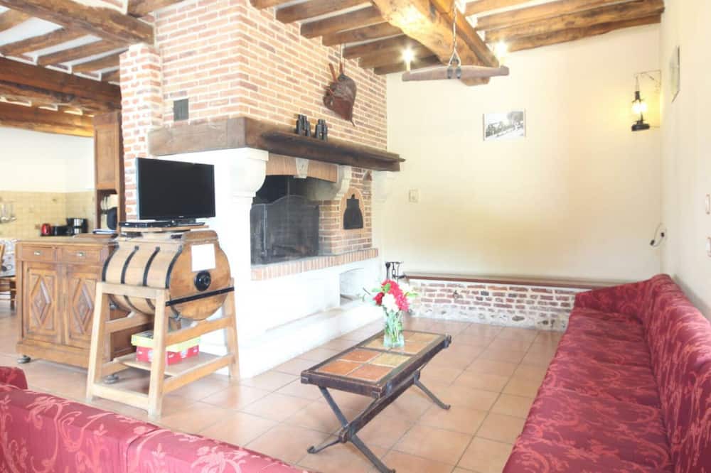 Photo of Livingroom in Saint-Leonard