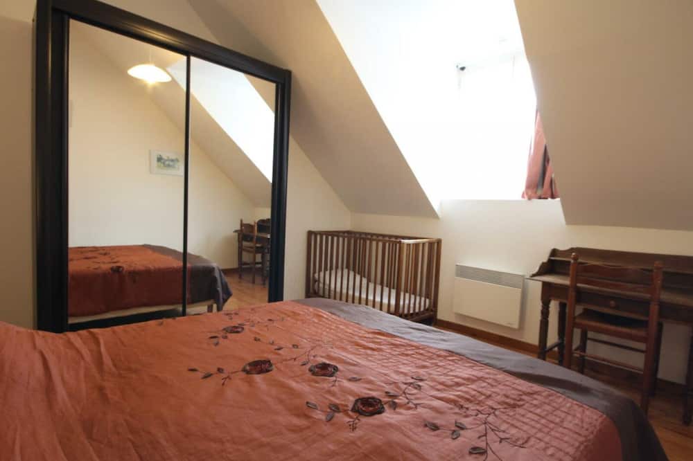 Photo of Bedroom in Saint-Leonard
