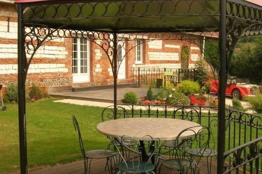 Photo of Outdoor in Saint-Pierre-en-Val