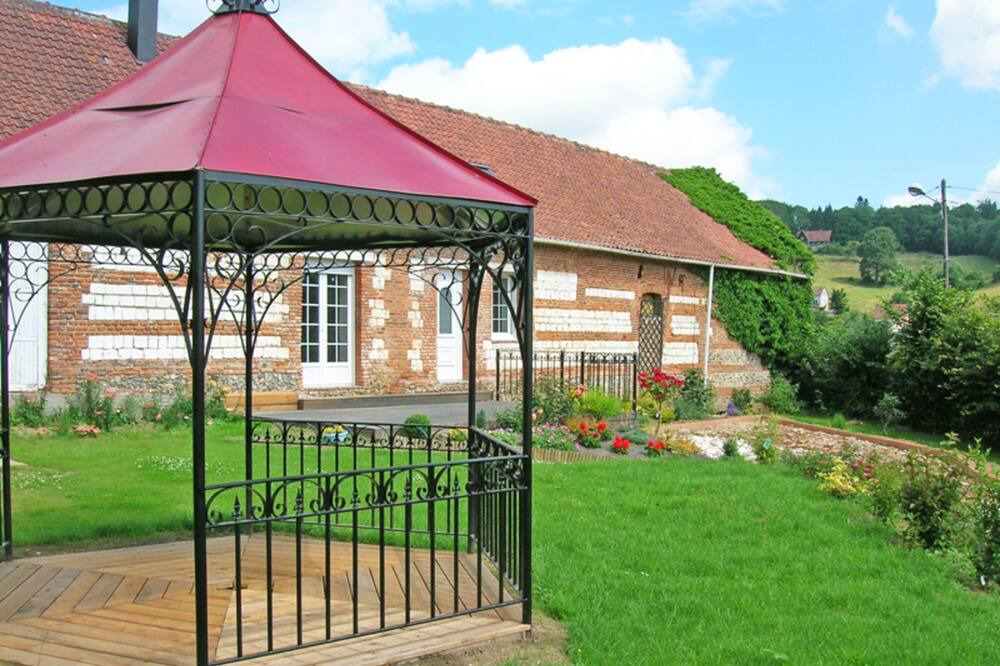 Photo of Outdoor in Saint-Pierre-en-Val
