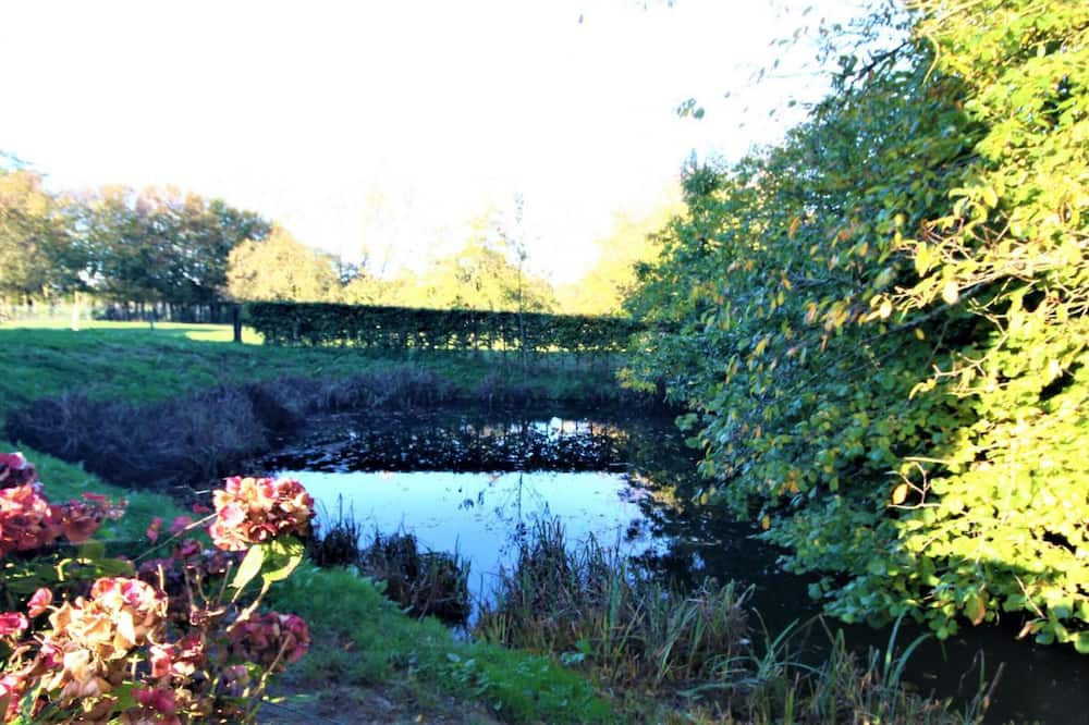 Photo of Outdoor in Benarville