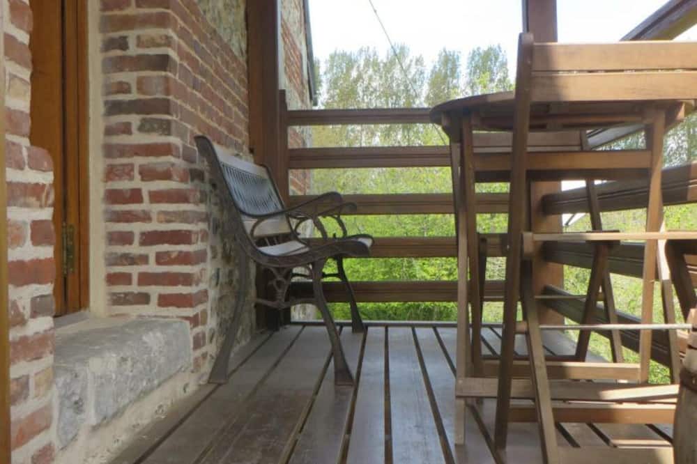 Photo of Patio Balcony in Benarville