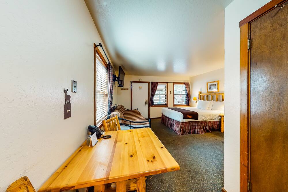 Photo of Others in Tahoe Vista