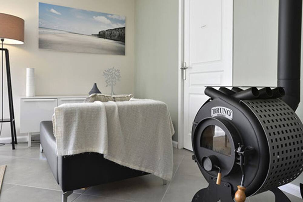 Photo of Bedroom in Houdetot