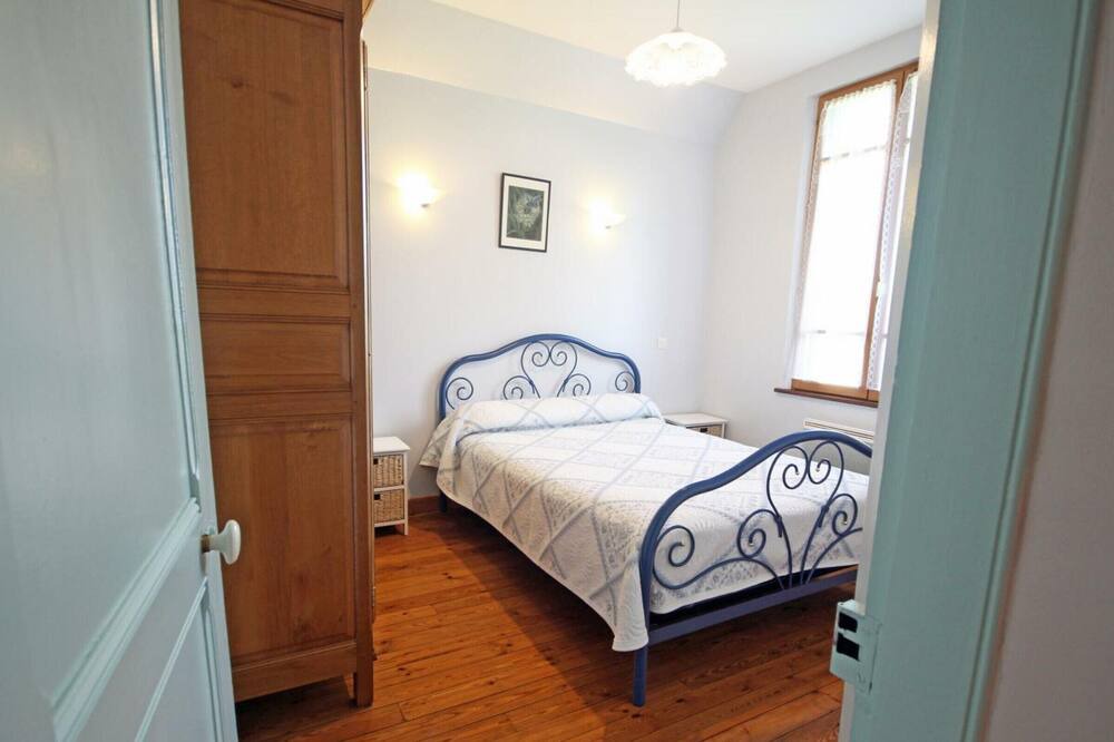 Photo of Bedroom in Roncherolles-en-Bray