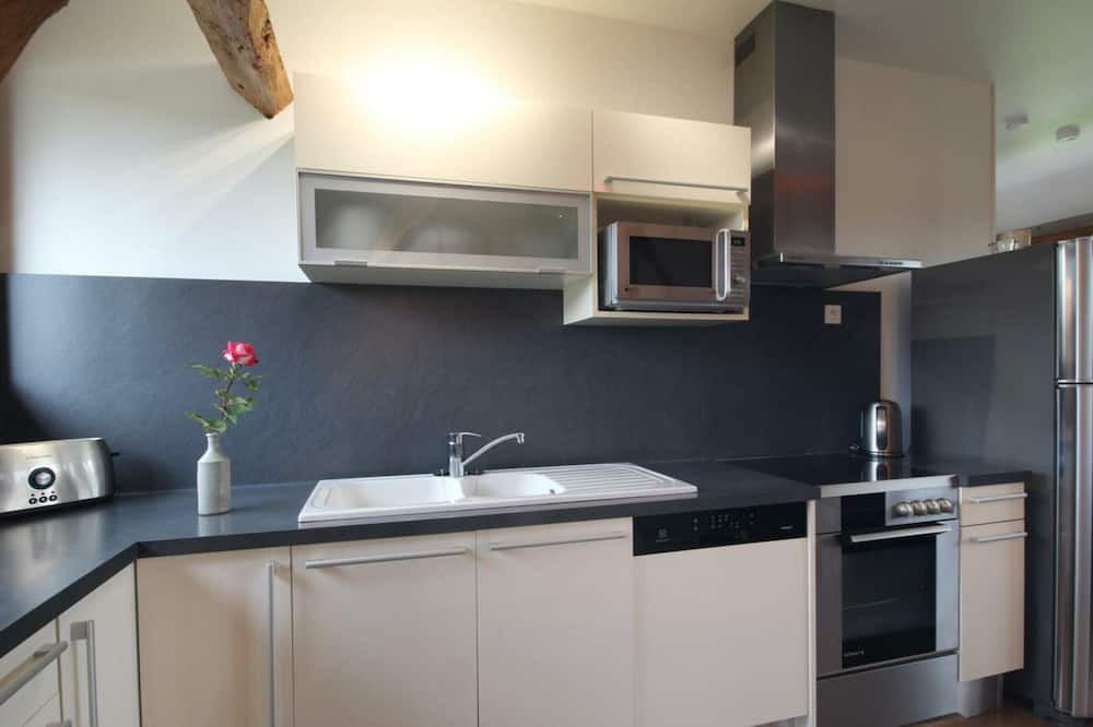 Photo of Kitchen in Fresne-le-Plan