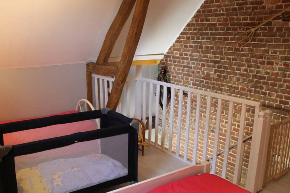 Photo of Bedroom in Avesnes-en-Bray