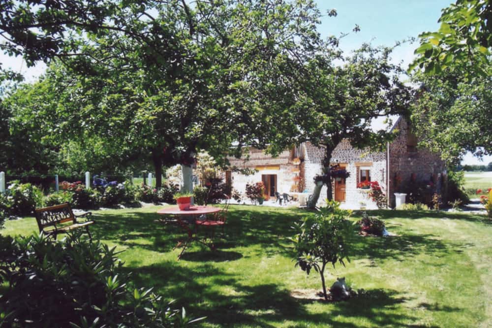 Photo of Outdoor in Cauville-sur-Mer