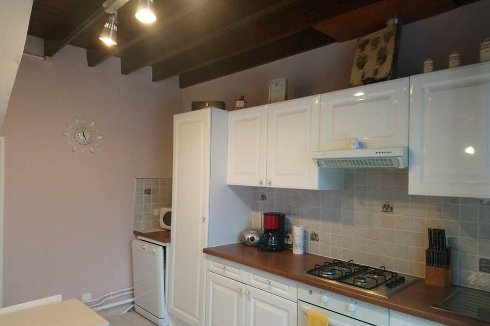 Photo of Kitchen in Saint-Leonard