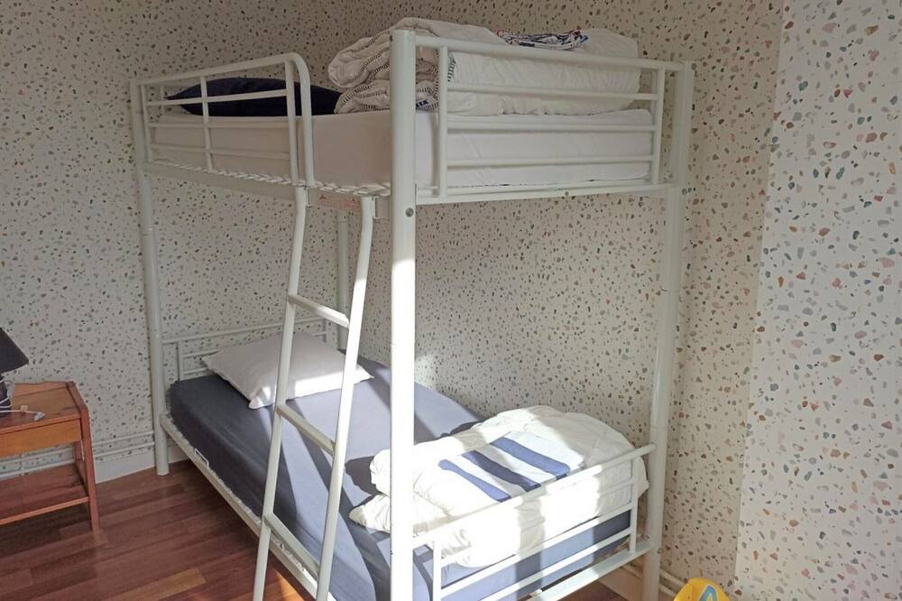 Photo of Bedroom in Saint-Leonard