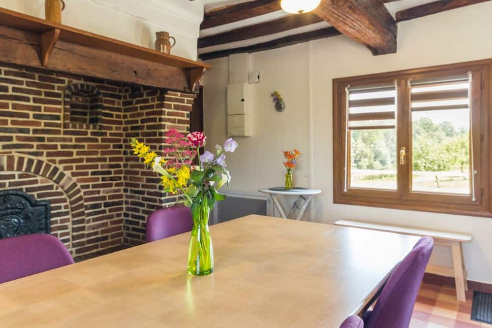 Photo of Kitchen in Massy