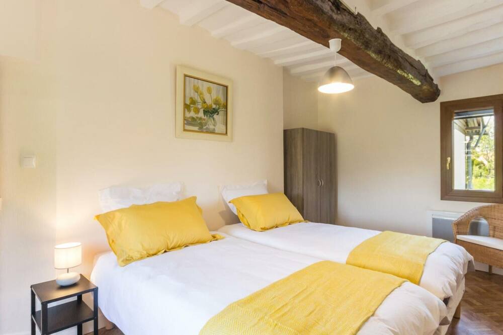 Photo of Bedroom in Massy