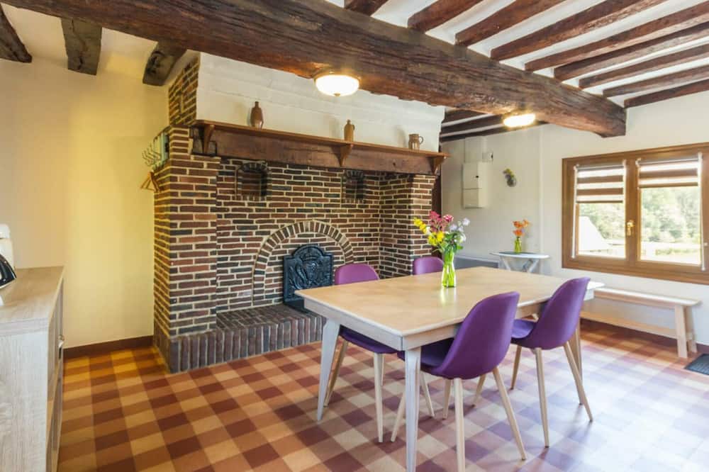 Photo of Kitchen in Massy