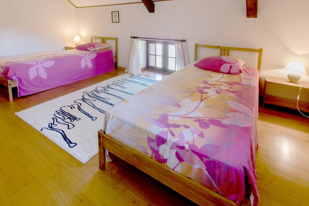 Photo of Bedroom in Muchedent