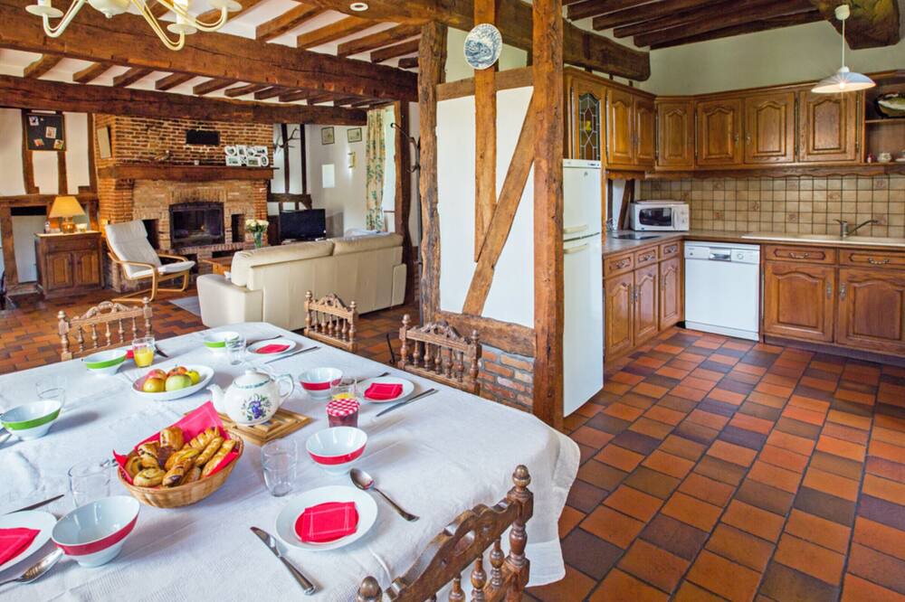 Photo of Kitchen in Muchedent
