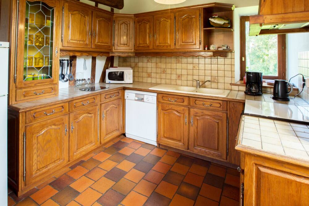 Photo of Kitchen in Muchedent
