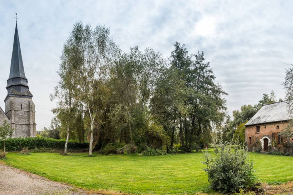 Photo of Outdoor in Muchedent