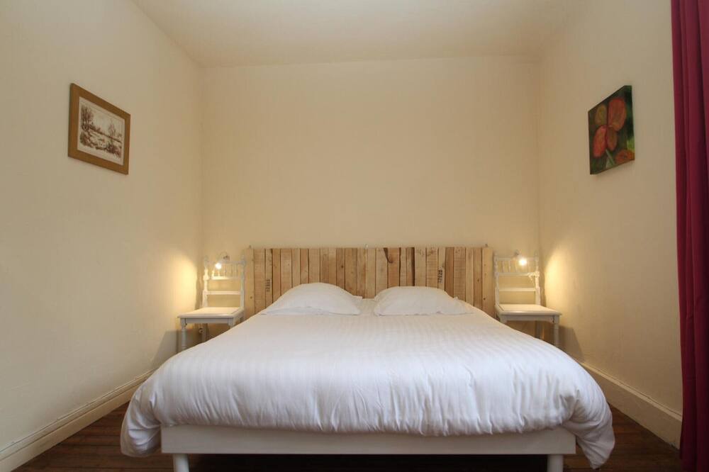Photo of Bedroom in Fecamp